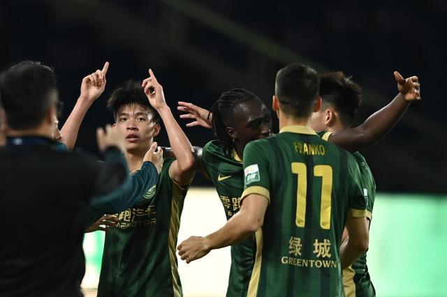 mk体育下载-王钰栋一球扫阴霾悼念布彭扎：哭是因为想念我队友