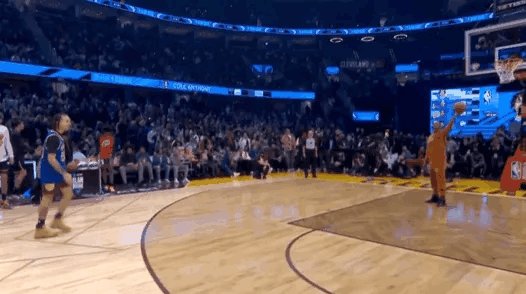 mk体育下载-乏善可陈菜鸡互啄！全明星扣篮大赛托平力压群熊