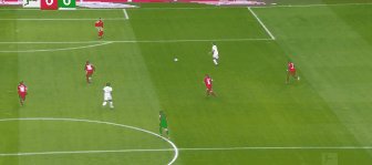 mk体育下载-【德甲】莱万双响穆勒造乌龙 拜仁4比1菲尔特